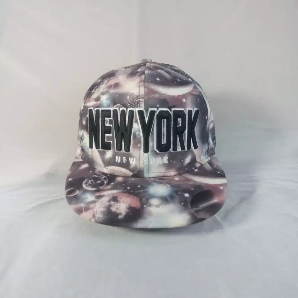 Topi Snapback New York All Over Print T&T Tian Tian Brand