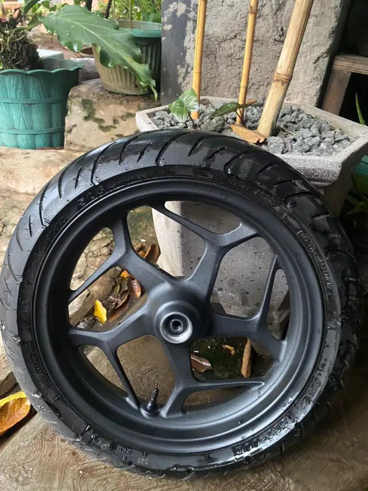 Jual velg pcx 160 cbs,pemakaian 1 bulan