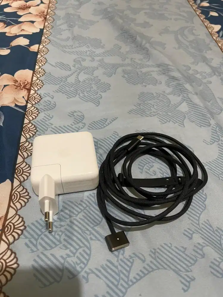 Charger 70watt kabel power macbook M4 iBox Murah