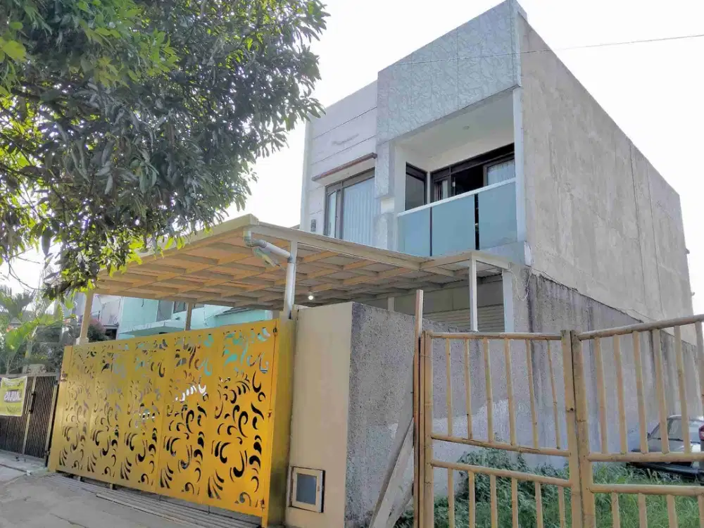 rumah mewah cisaranten Arcamanik kota bandung ada kolam renang