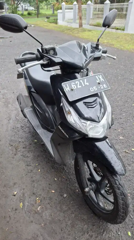 Honda beat 2011 w gresik