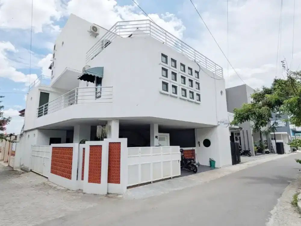 Dijual kos cantik full furnish Kragilan, Sinduadi, Mlati, Sleman (Sebelah ESP Bimbel), Akses : lebar jalan depan rumah utk 2 mobil