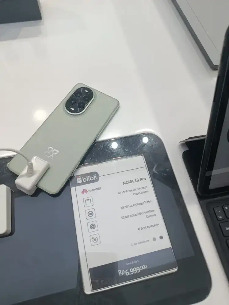 Nova 13 pro bisa cicilan tanpa cc