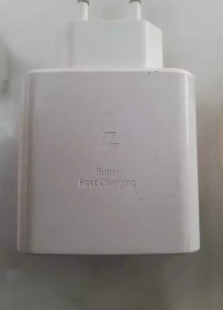 Original Charger Samsung C to C Super Fast Charging.