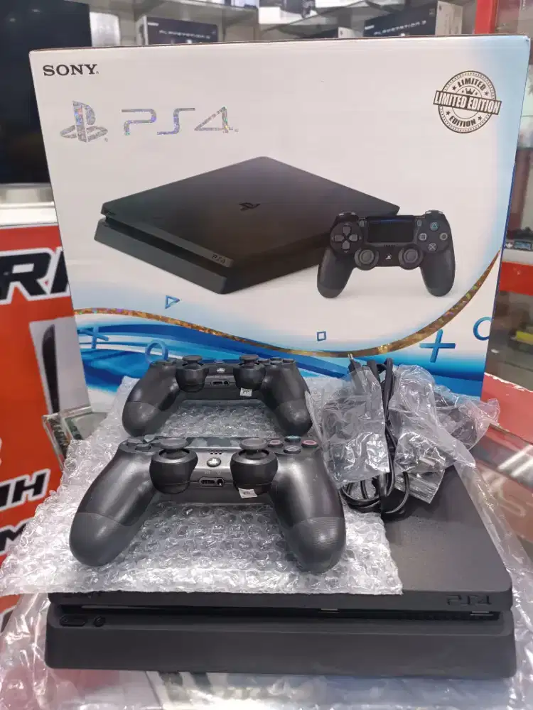 PS 4 slim fullset fullgames grade A