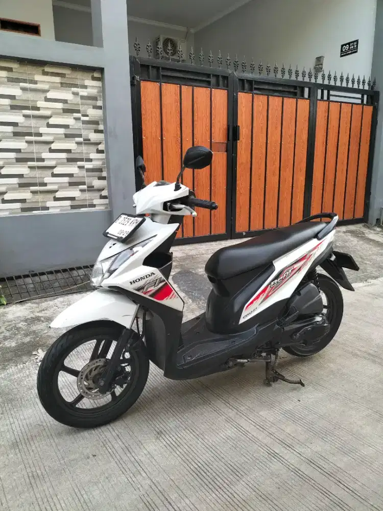 Honda Beat FI 110 CW 2014 Full Original BPKB Tgn 1 Pajak Panjang Joss!