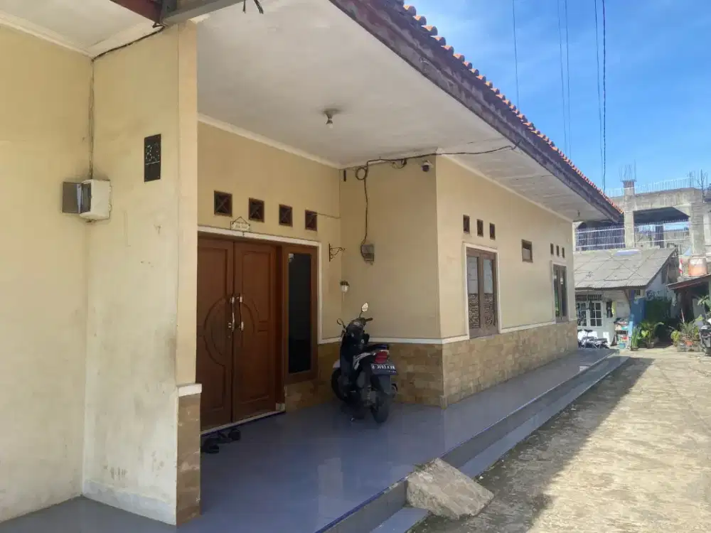 Dijual  cepat  rumah beserta kontrakan 9 pintu full