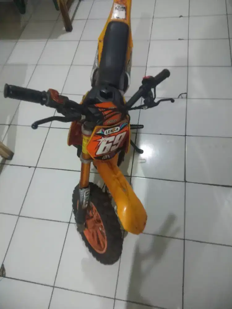 Mini Trail mesin rumput