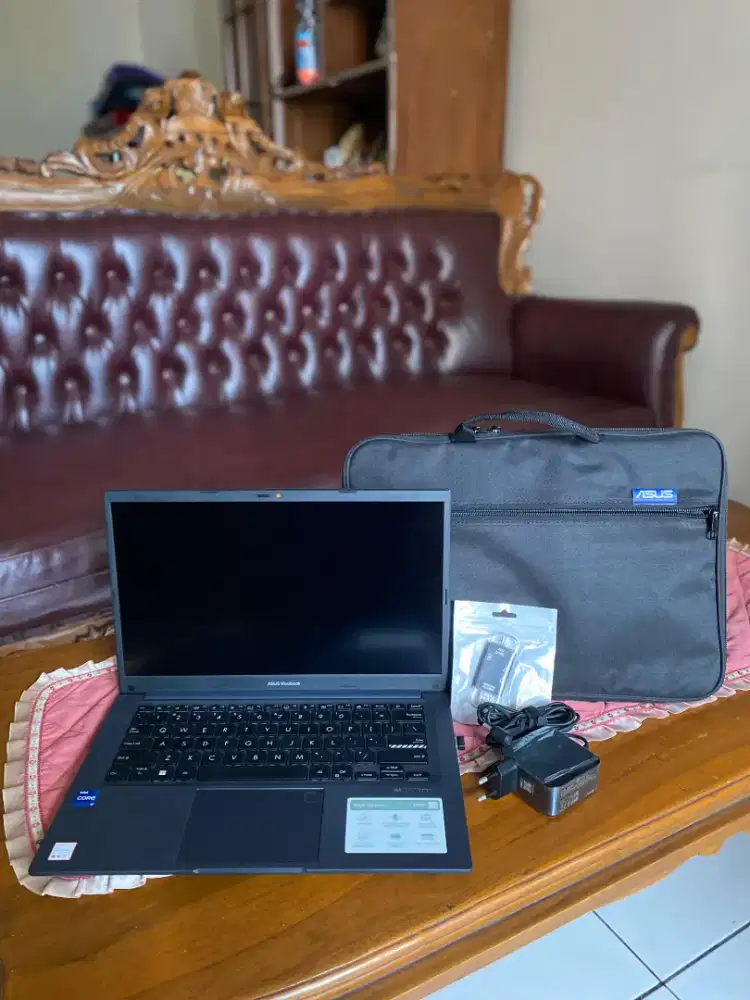 Dijual ASUS Vivobook 14 A1402ZA Core i7-1260P/8GB/512 SSD/Win 11 + OHS