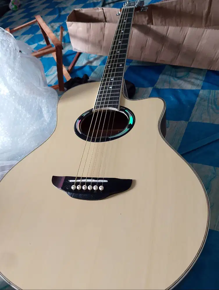 JUAL GITAR AKUSTIK YAMAHA APX 500II ORIGINAL BARANG MULUS