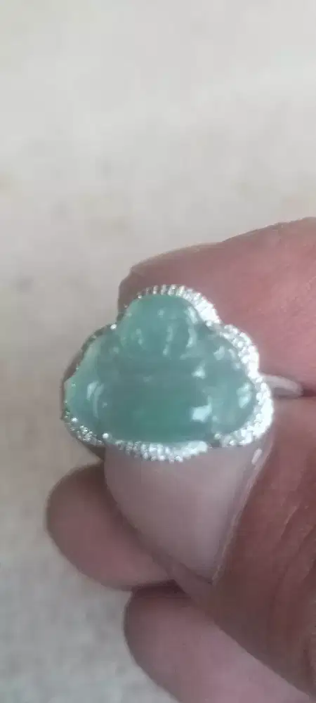 Jadeite jade giok Burma type A natural