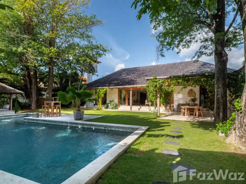 5 Bedroom Villa for sale in Kerobokan, Bali