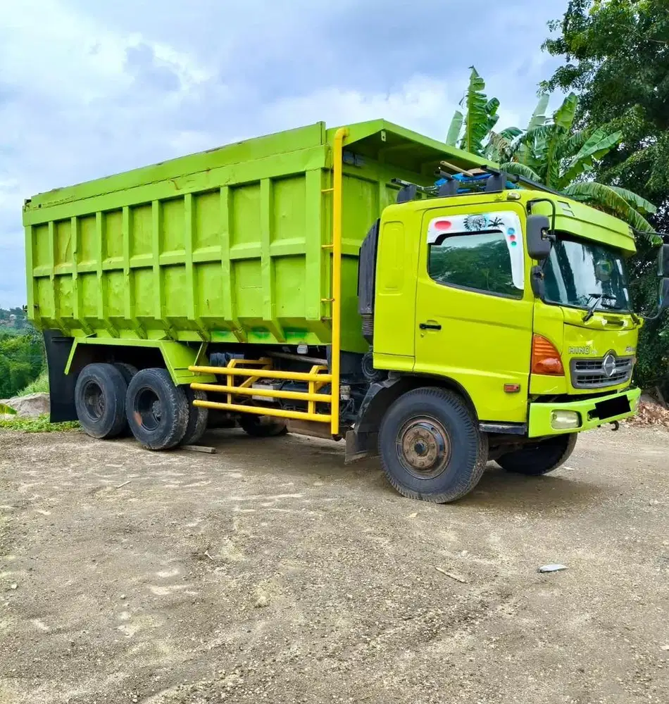 Hino FM260JD 6x10 2012 / Tronton / Lohan