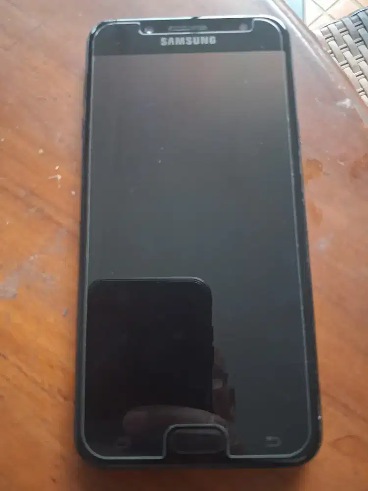 Jual hp samsung j7+
