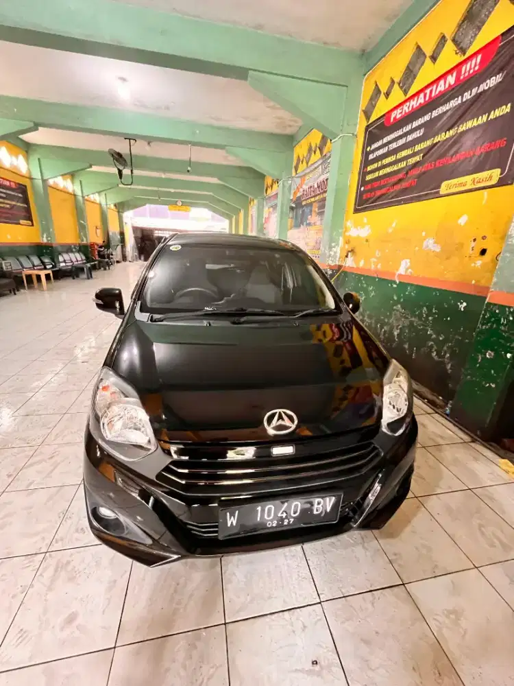 Daihatsu Ayla 1.0 X MT 2022 Hitam