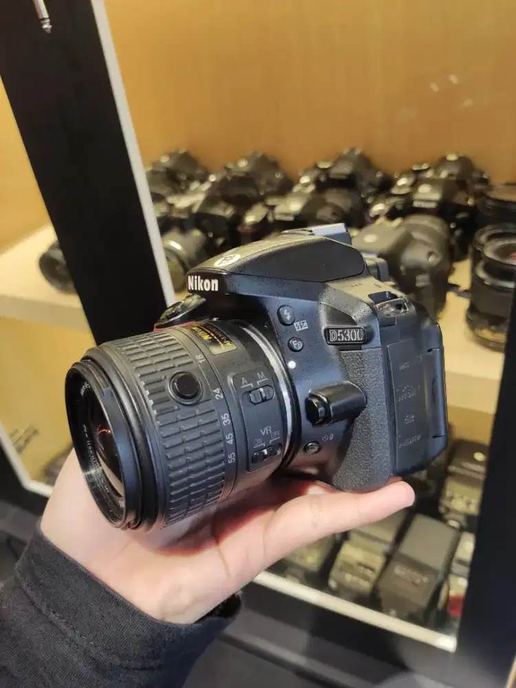 Nikon D5300 Kit afs 18-55mm G