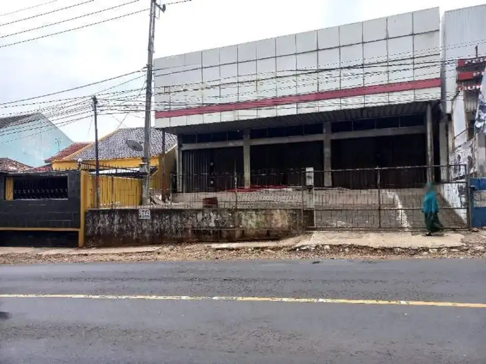Dijual Ruko di Ciranjang Cianjur, Bekas Dealer Motor Posisi Strategis