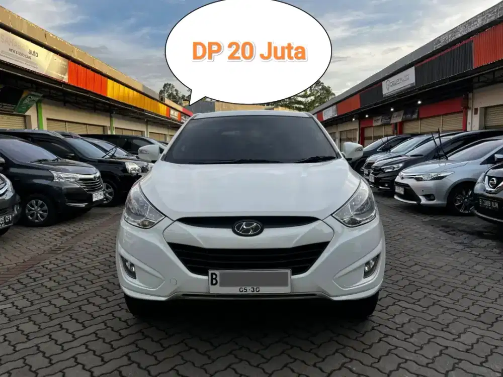 TERMURAH HYUNDAI TUCSON 2013 PUTIH LANGKA ANTIK BOS !!