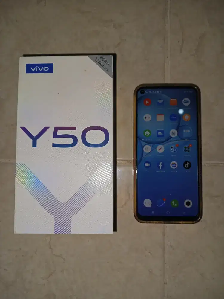 Vivo y50 ram 8/128