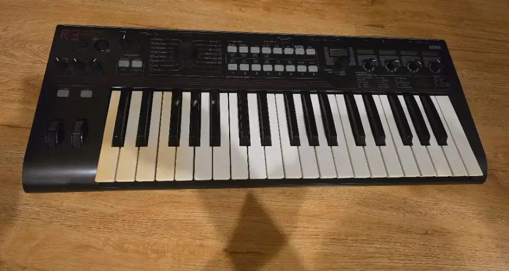 Korg synthesizer vocoder