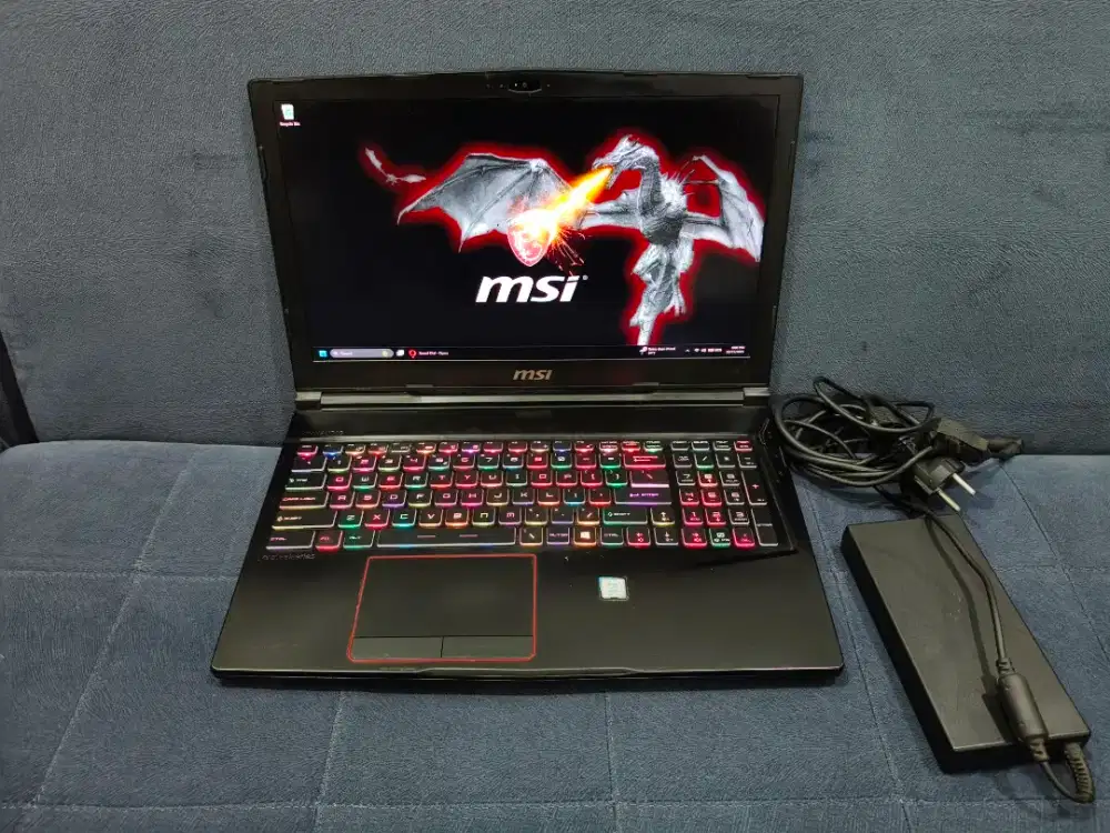 MSI GE63 Core i7 -8750H 16/256GB GTX 1060 6GB 192bit RGB perkey