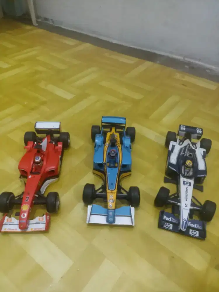 Jual Hotwheels F1 skala 1:18