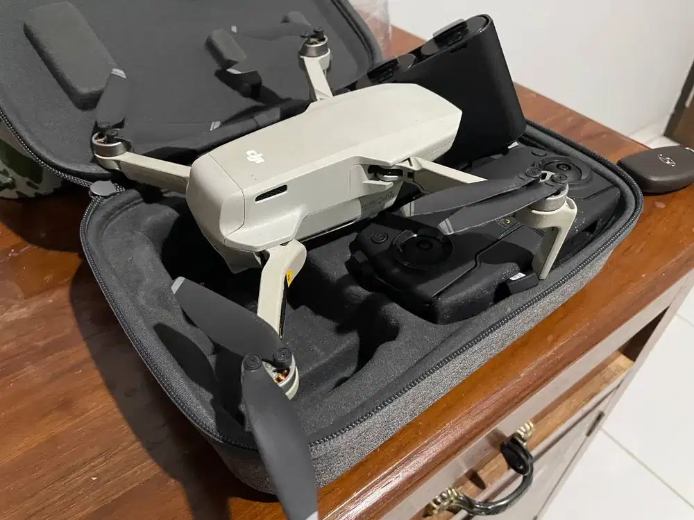 DJI Mavic Mini Combo