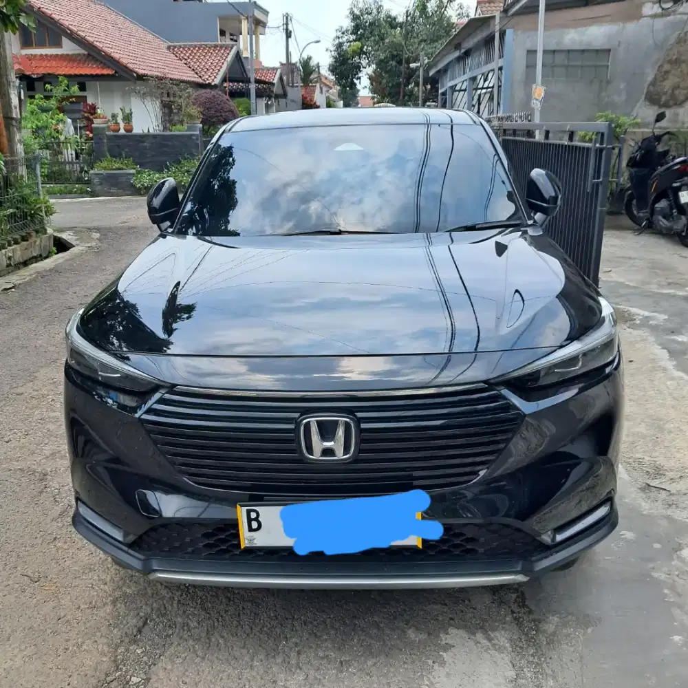 Jual Hrv se 2023 km35rb full ori
