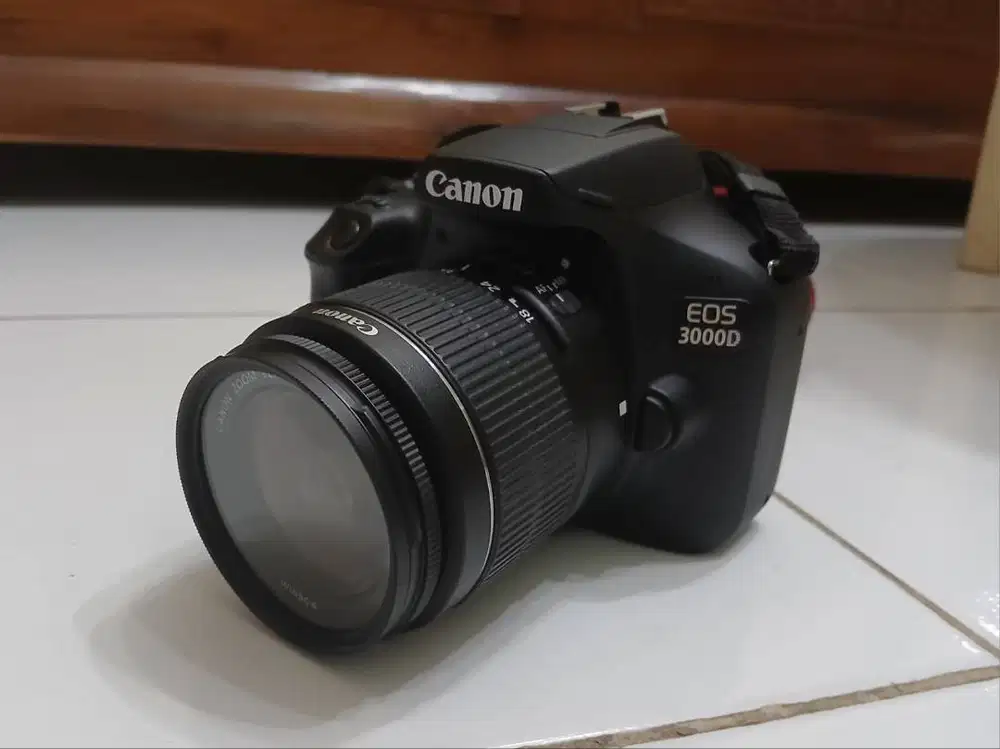 JUAL CAMERA CANON EOS 3000D, MULUS