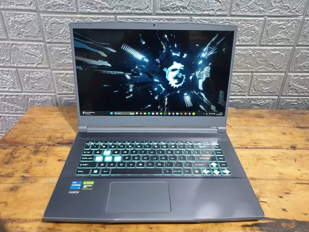 MSI Thin 15 B12UCX i5-12450H 16/512GB FHD 144Hz Garansi Maret 2027