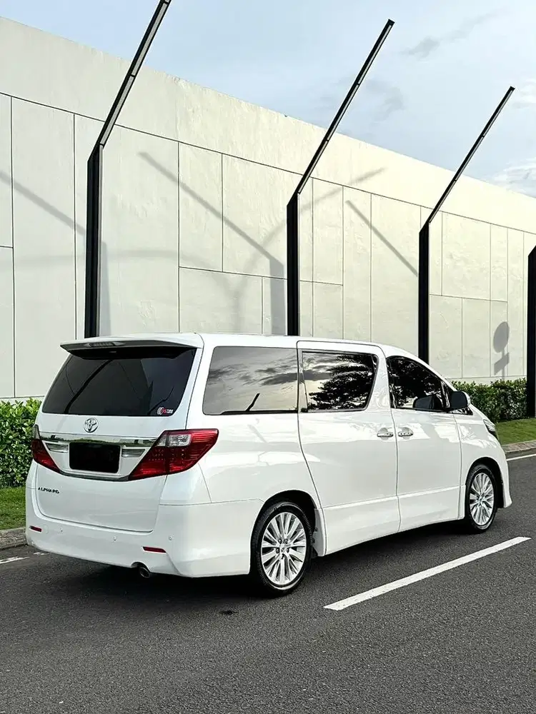 KM 70RB RECORD! Toyota Alphard 2.4 A/T 2012 ISTIMEWA!
