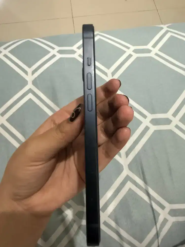 IPHONE 13 128 GB IBOX HITAM