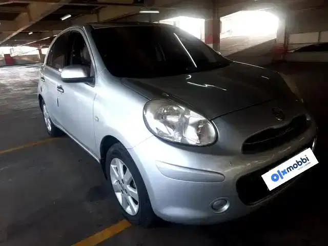 PROMO Low Angsuran Nissan March 1.2 L Bensin-AT 2013 TVL