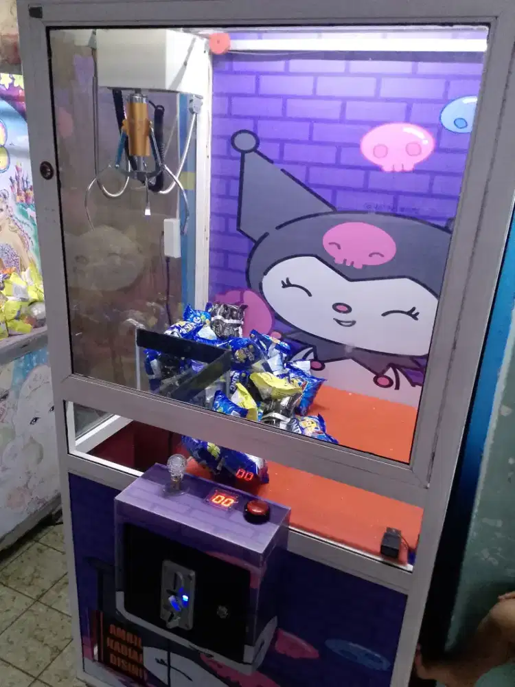 D jual mesin capit boneka,CIKI,kado,dll cocok untuk d jadikan usaha