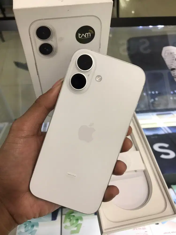 Iphone 16 128gb putih second ibox bh 100%