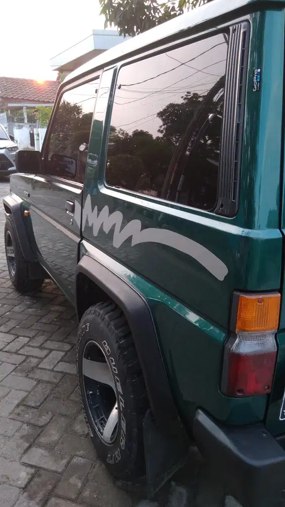 Daihatsu Feroza 1996 Bensin