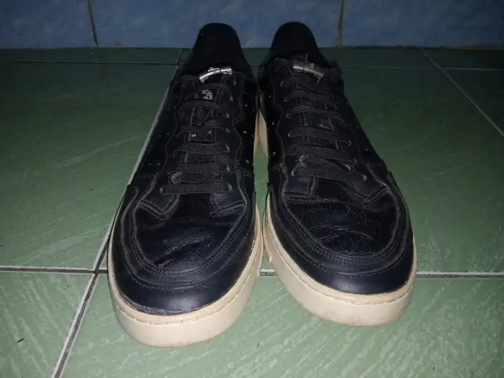 Jual sepatu Adidas
