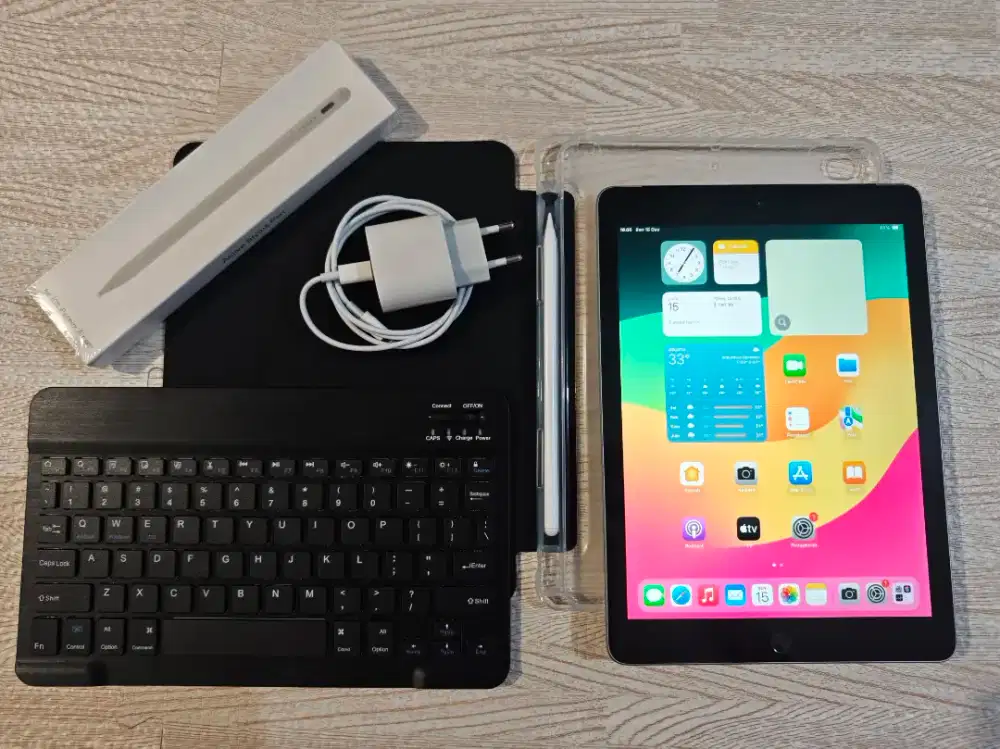 IPAD 6 128GB WIFI GOOS CONDITION