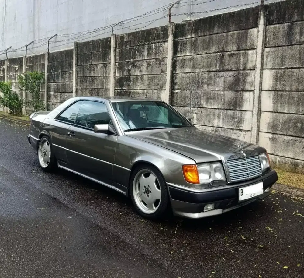 Mercedez Benz 300CE AMG AT 1992