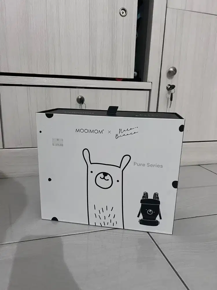 Mooimom x nero blanco wonder carrier