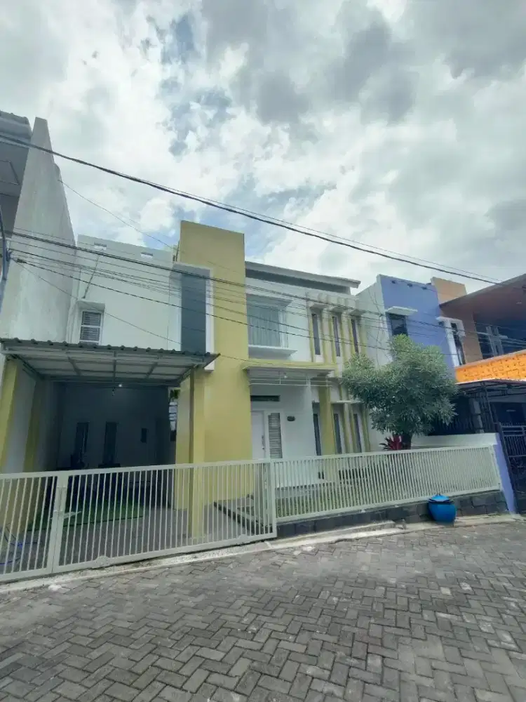 Rumah Mewah Full Furnished Saxopohon Kota Malang