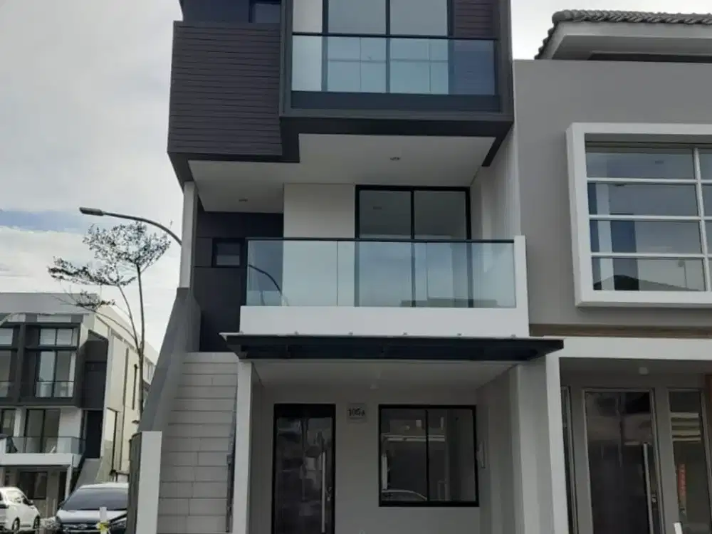 Rumah Sewa Golf Island PIK 3 Lantai Ukuran 5x15 Kosongan AC 4