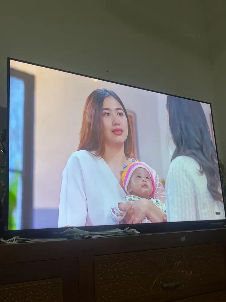 Di jual tv samsung 65inc