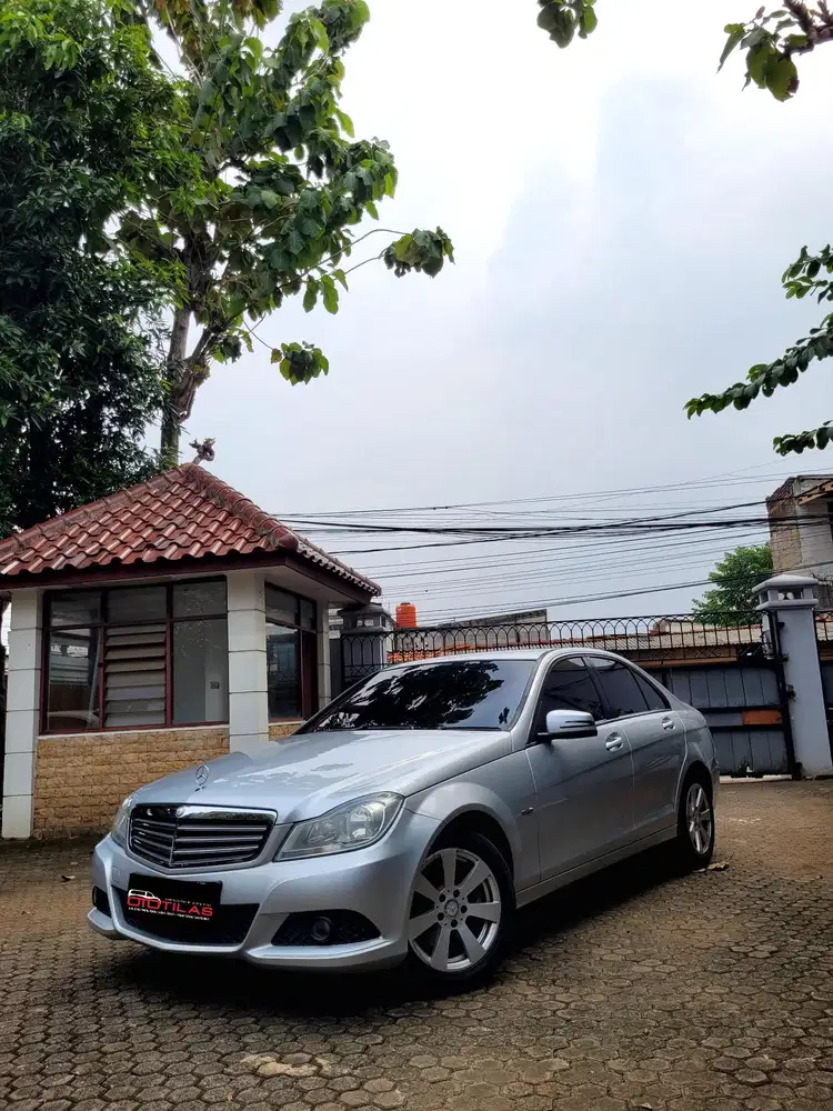 Mercedes Benz Mercy W204 C200 2012/2011