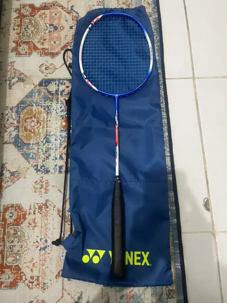 Raket Yonex Astroz