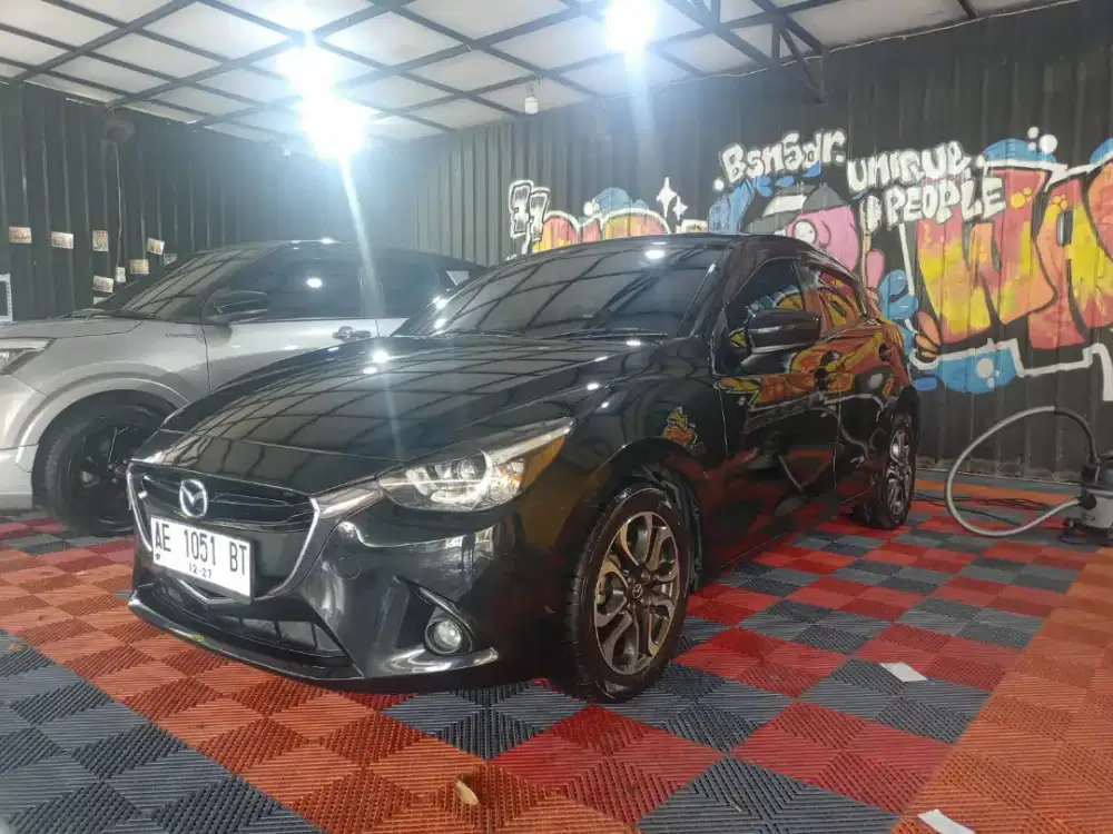 MAZDA 2 R SKYACTIVE 2015 LOW KM