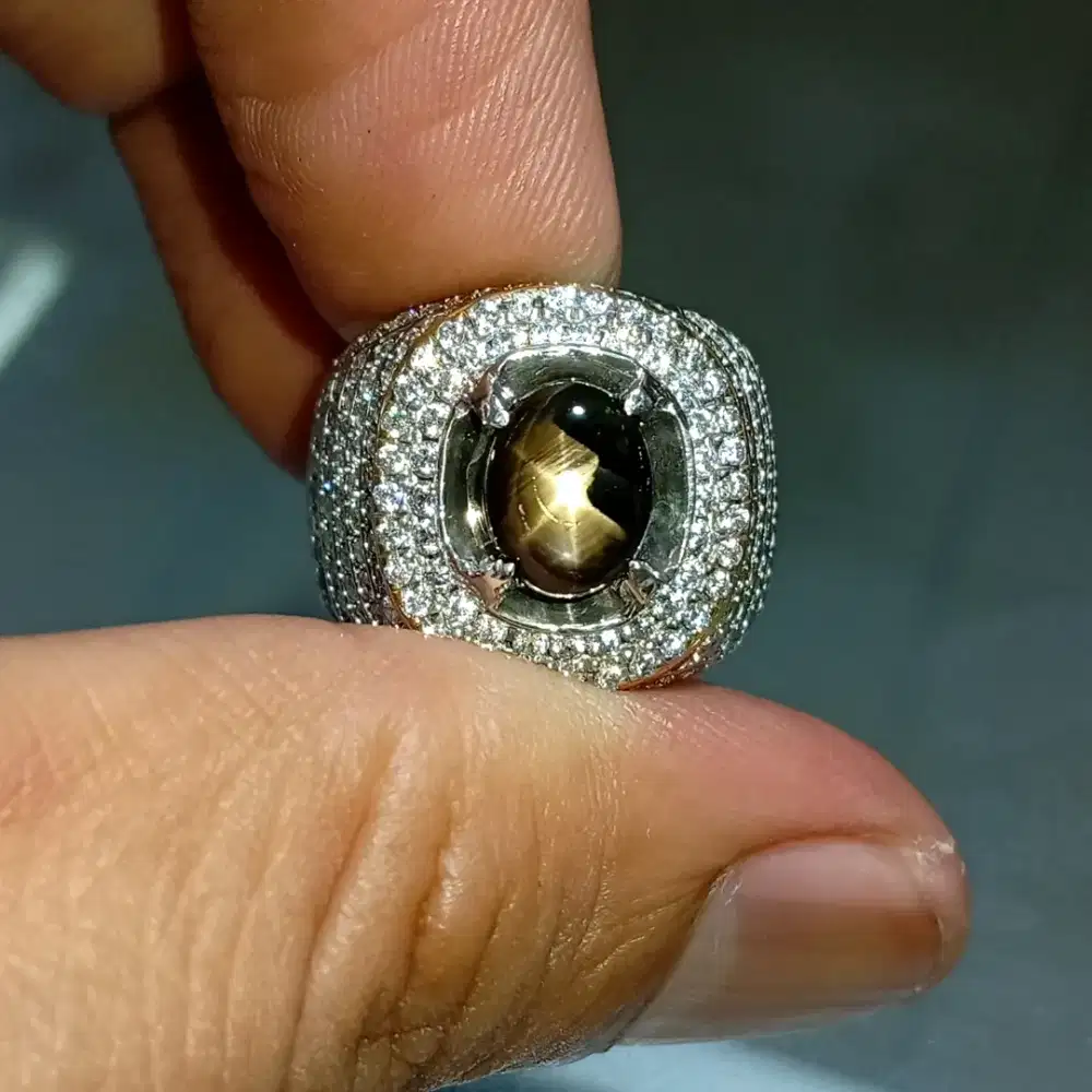 Natural Black Sapphire Star Bangsing Thailand No Heat 2.70 ct memo MRI