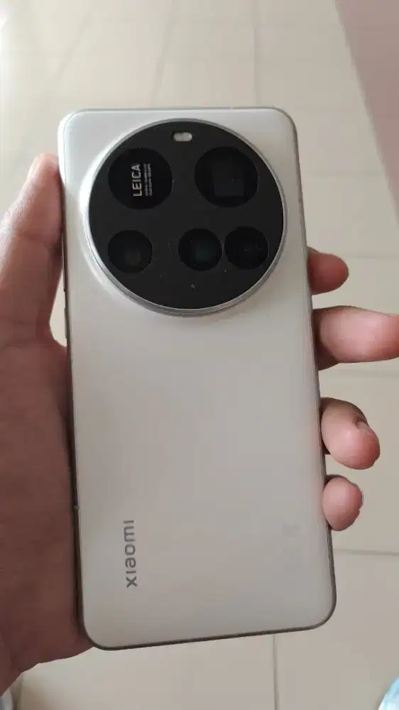 Xiaomi 15 Ultra 16/512gb All Operator Unit Dan Charger