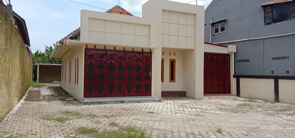 Dikontrakan Rumah untuk Kantor di Pusat Kota Kebumen