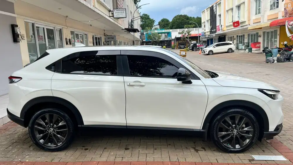 Honda HR-V 2023 Bensin